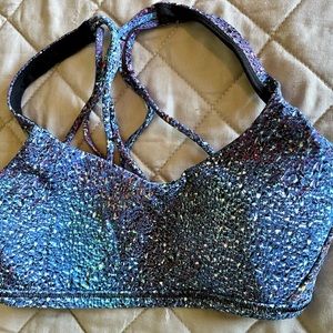 Cute lulu bra size 4